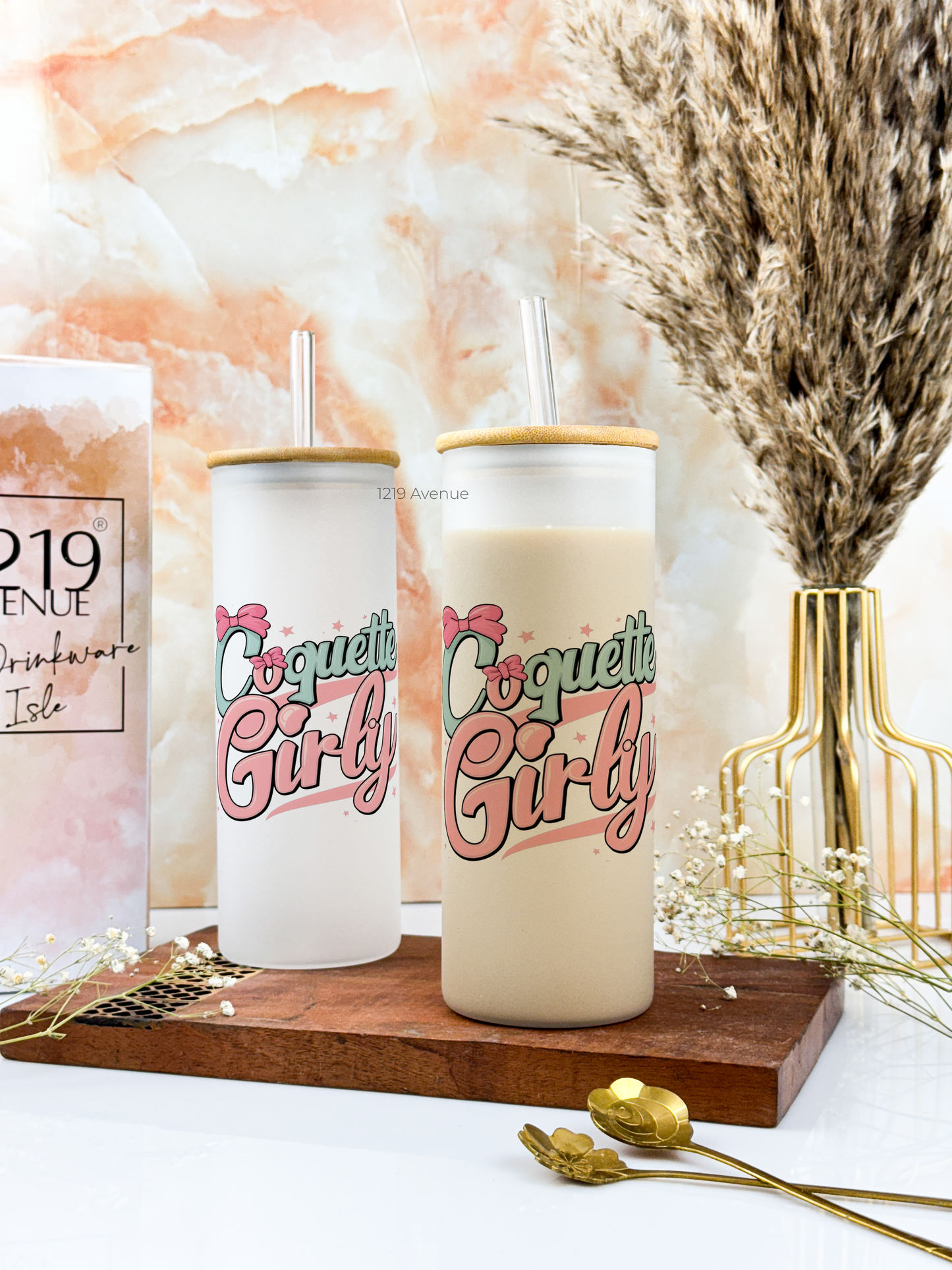 Frosted Grande Sipper 650ml| Coquette Girl Print| 20oz Tall Tumbler with Straw and Lid