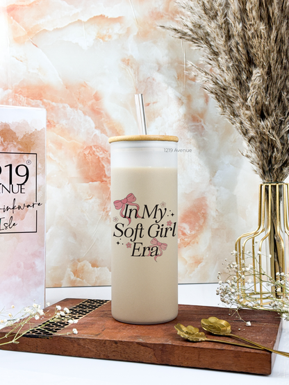 Frosted Grande Sipper 650ml| Soft Girl Era Print| 20oz Tall Tumbler with Straw and Lid