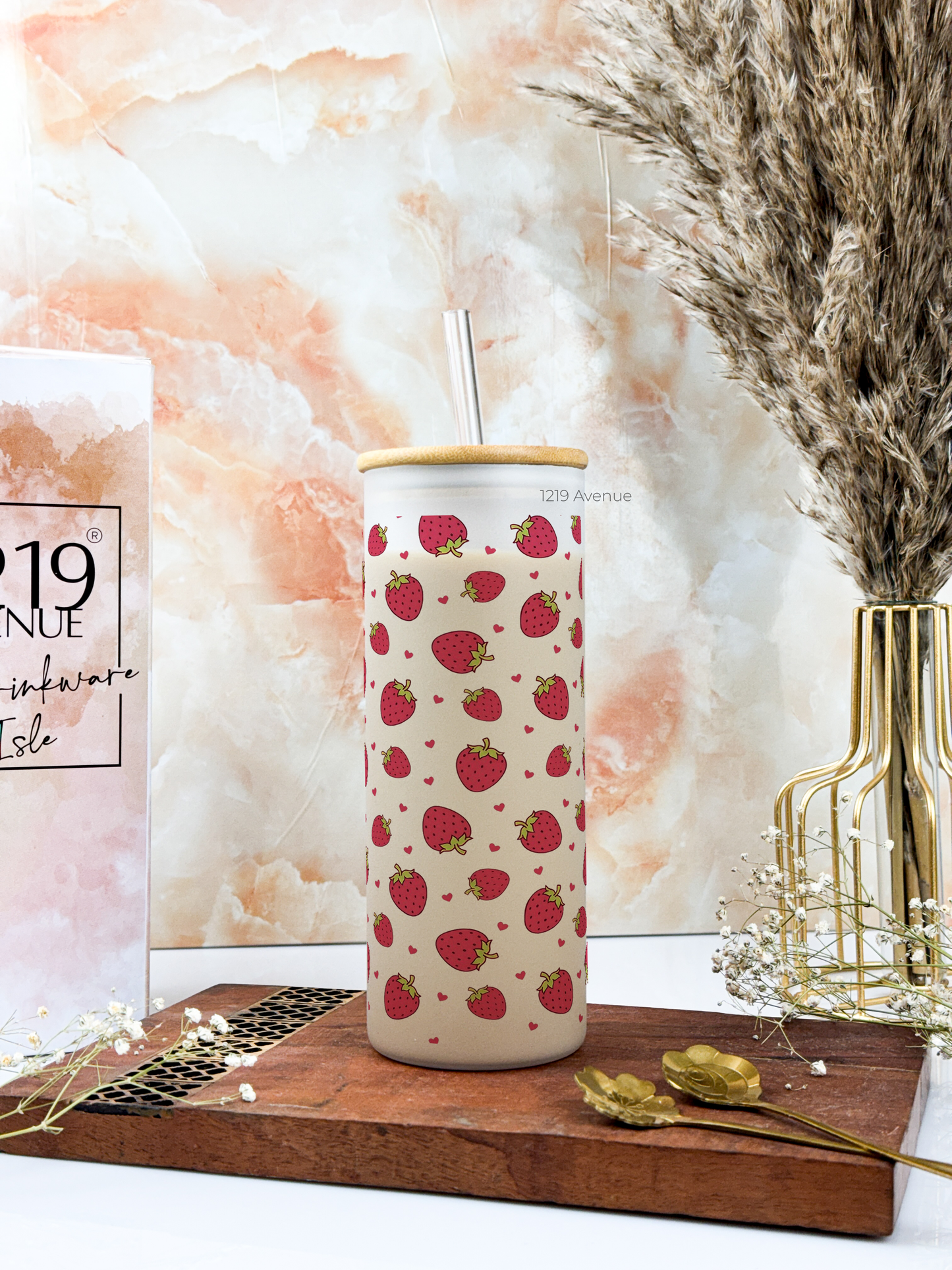 Frosted Grande Sipper 650ml| Berry Louv Print| 20oz Tall Tumbler with Straw and Lid