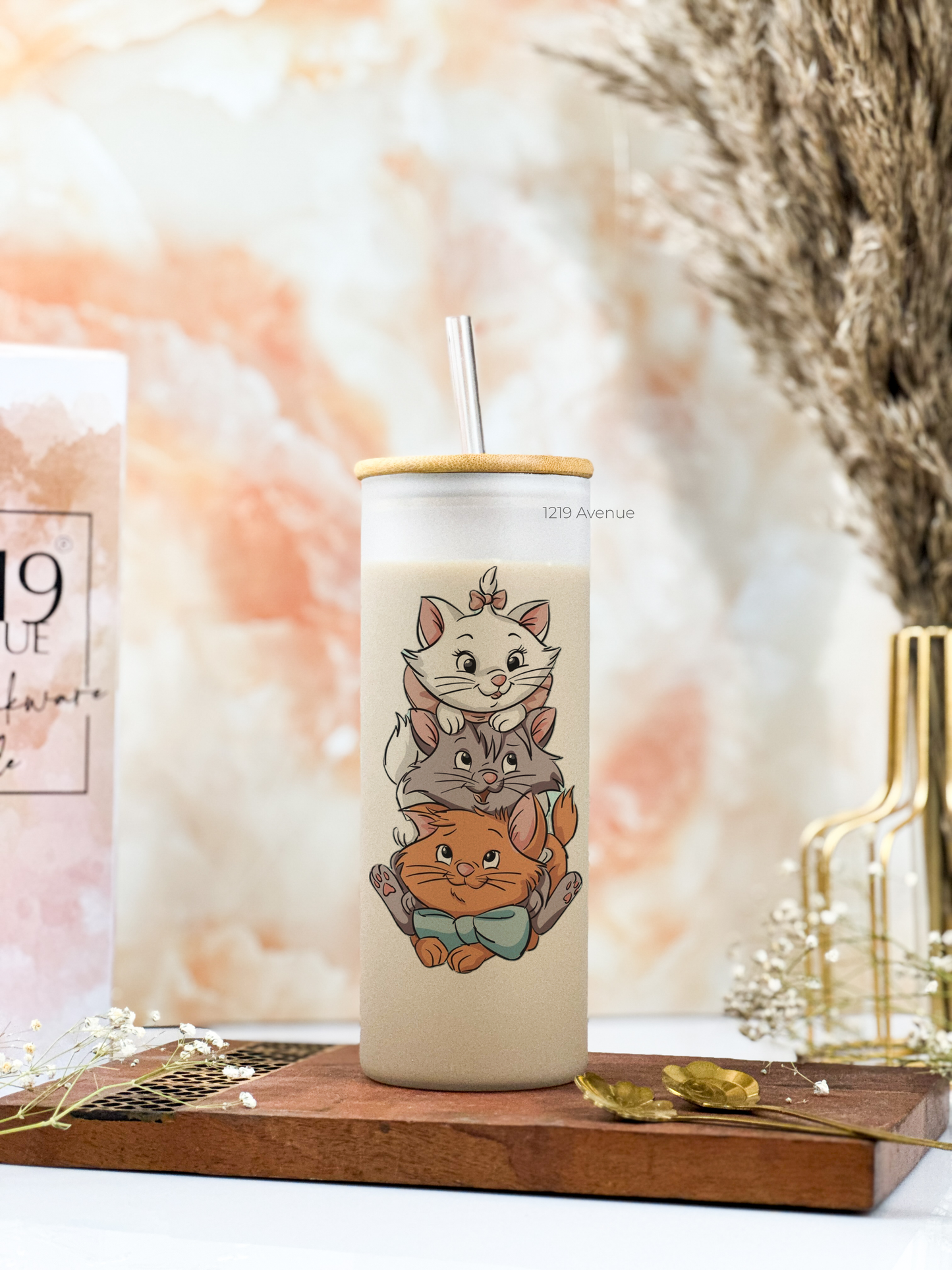 Frosted Grande Sipper 650ml| Cat Love Print| 20oz Tall Tumbler with Straw and Lid