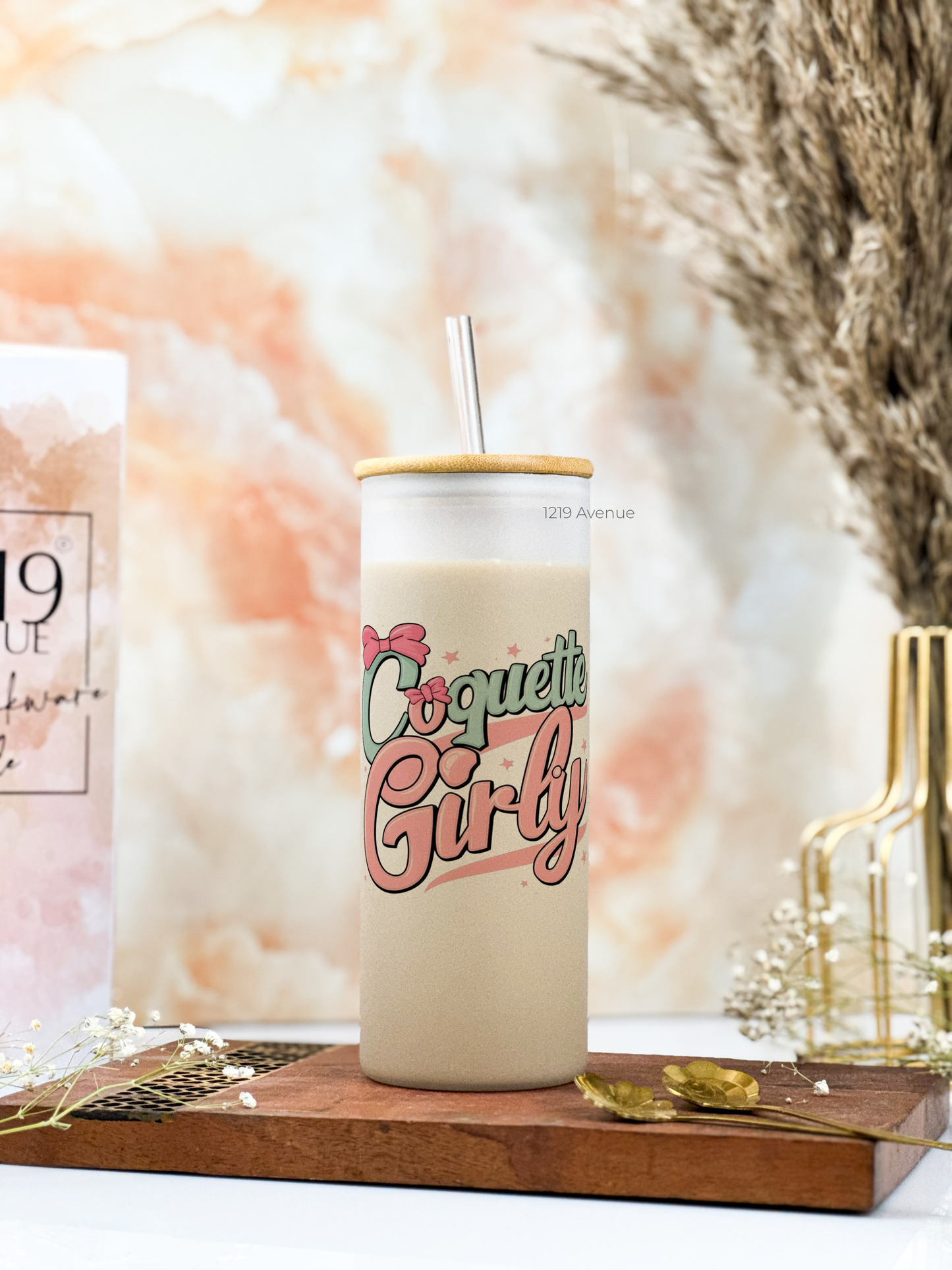 Frosted Grande Sipper 650ml| Coquette Girl Print| 20oz Tall Tumbler with Straw and Lid