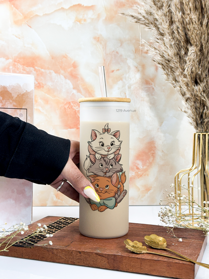 Frosted Grande Sipper 650ml| Cat Love Print| 20oz Tall Tumbler with Straw and Lid