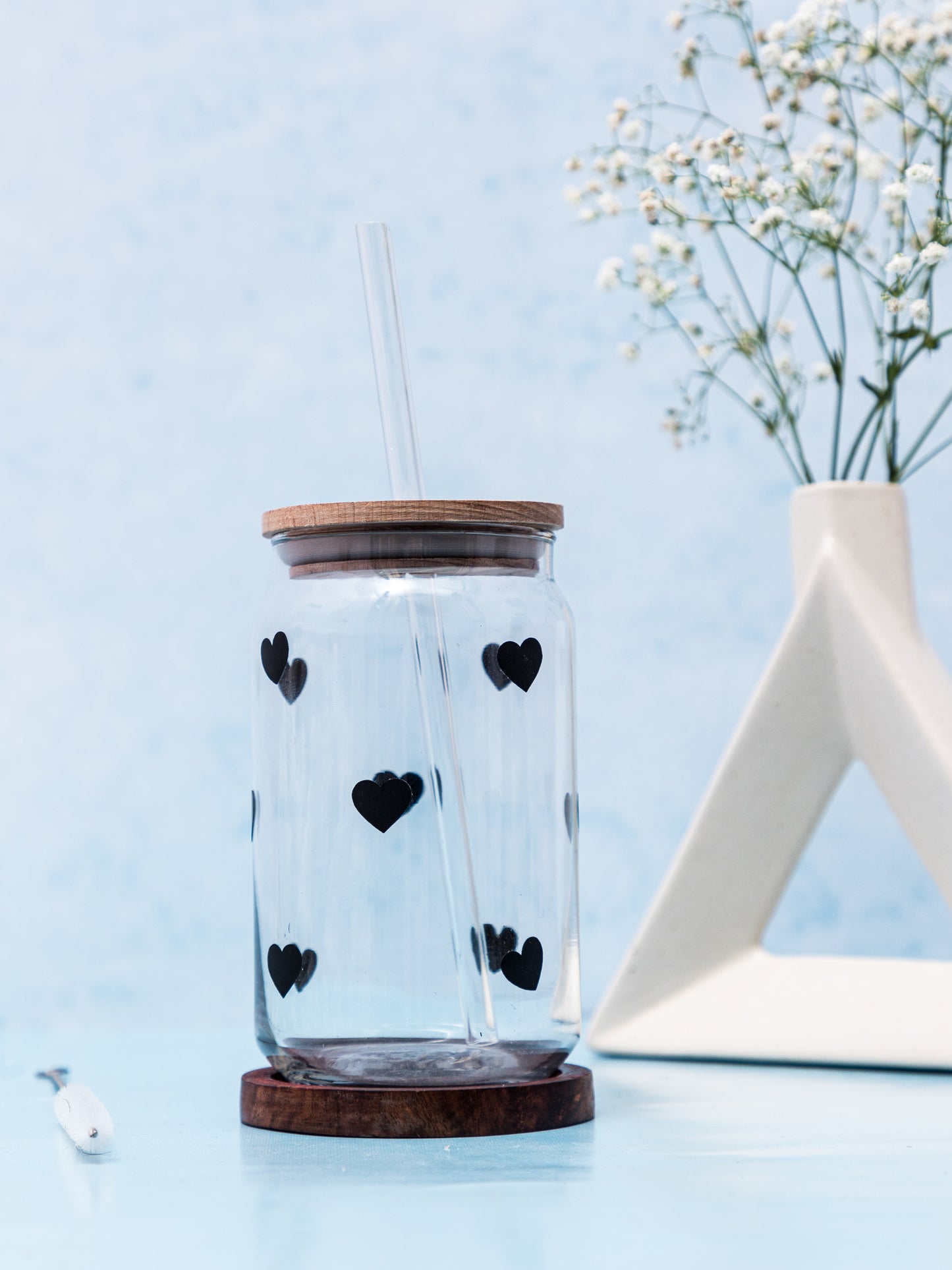 Can Shaped Sipper 500ml| Minion Hearts Print | 18oz Can Tumbler with lid, straw and coaster.