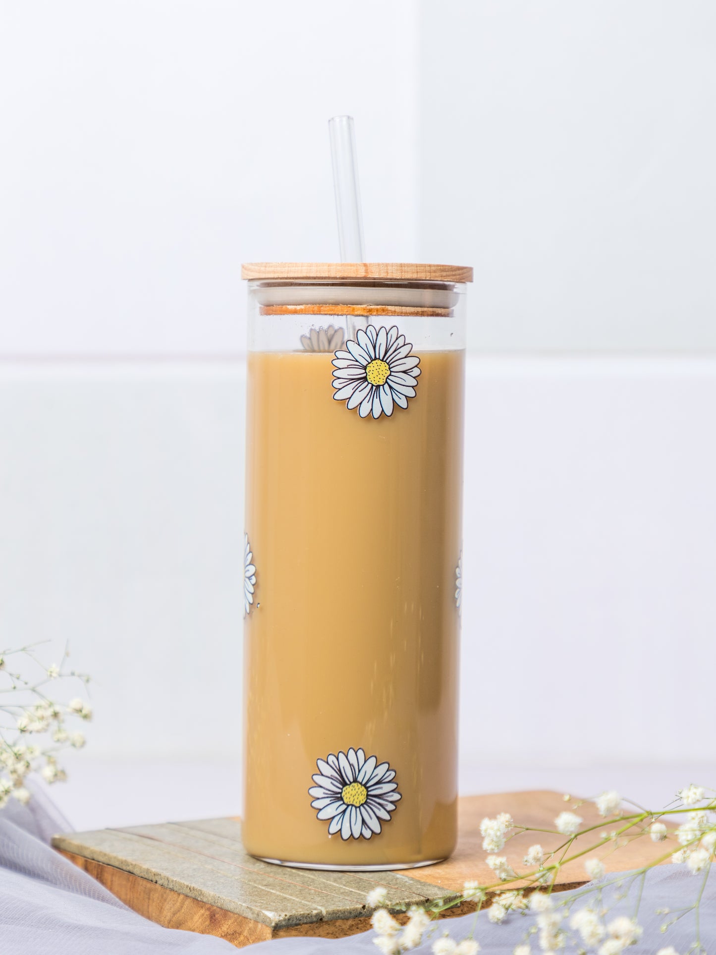 Grande Sipper 650ml| Daisies Print| 22 oz Coffee Tumbler with Straw and Lid
