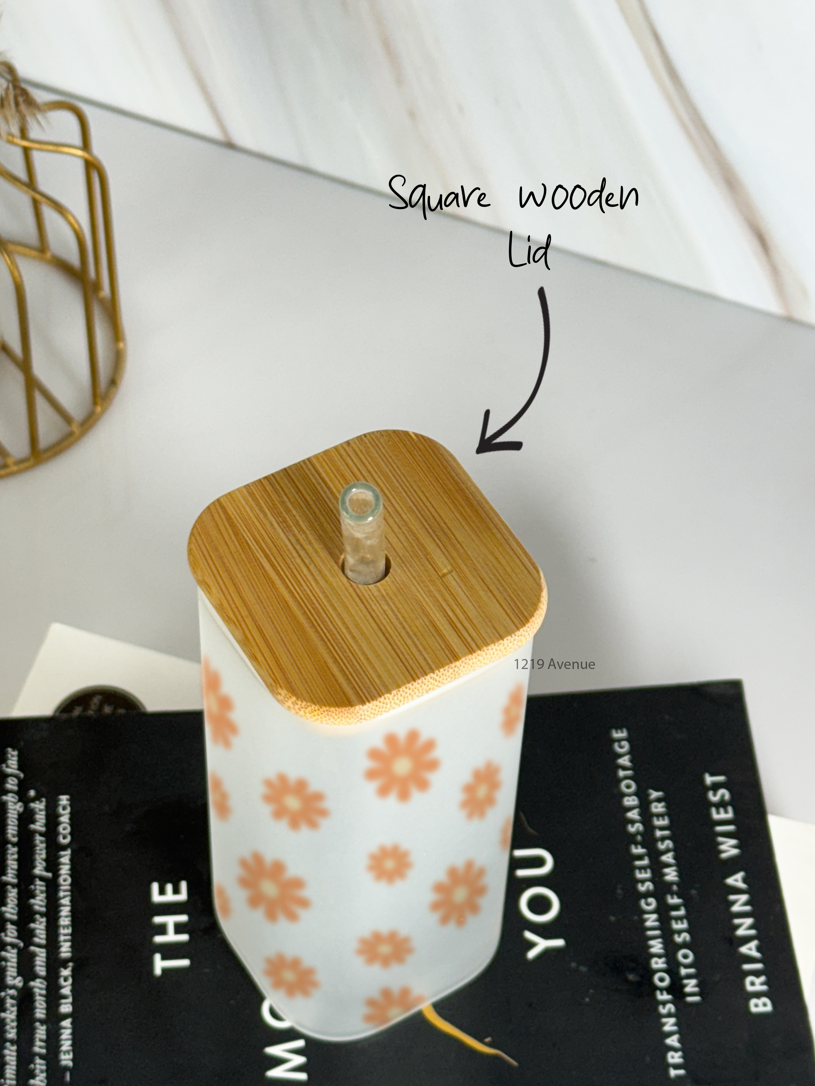 Squaro Sipper 450ml| Brown Flower Design| Permanent Prints| Coffee Glass Tumbler with straw and lid