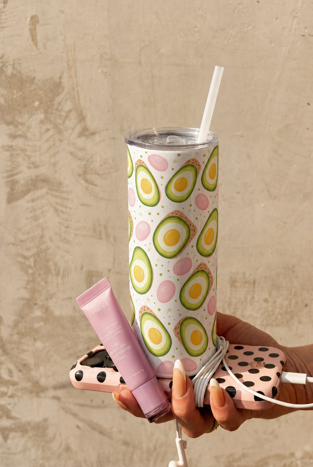 Colossal Tumbler 700ML with Straw| Avobae Print |Double Walled Insulated Tumbler 7-8 hrs 1219 Avenue