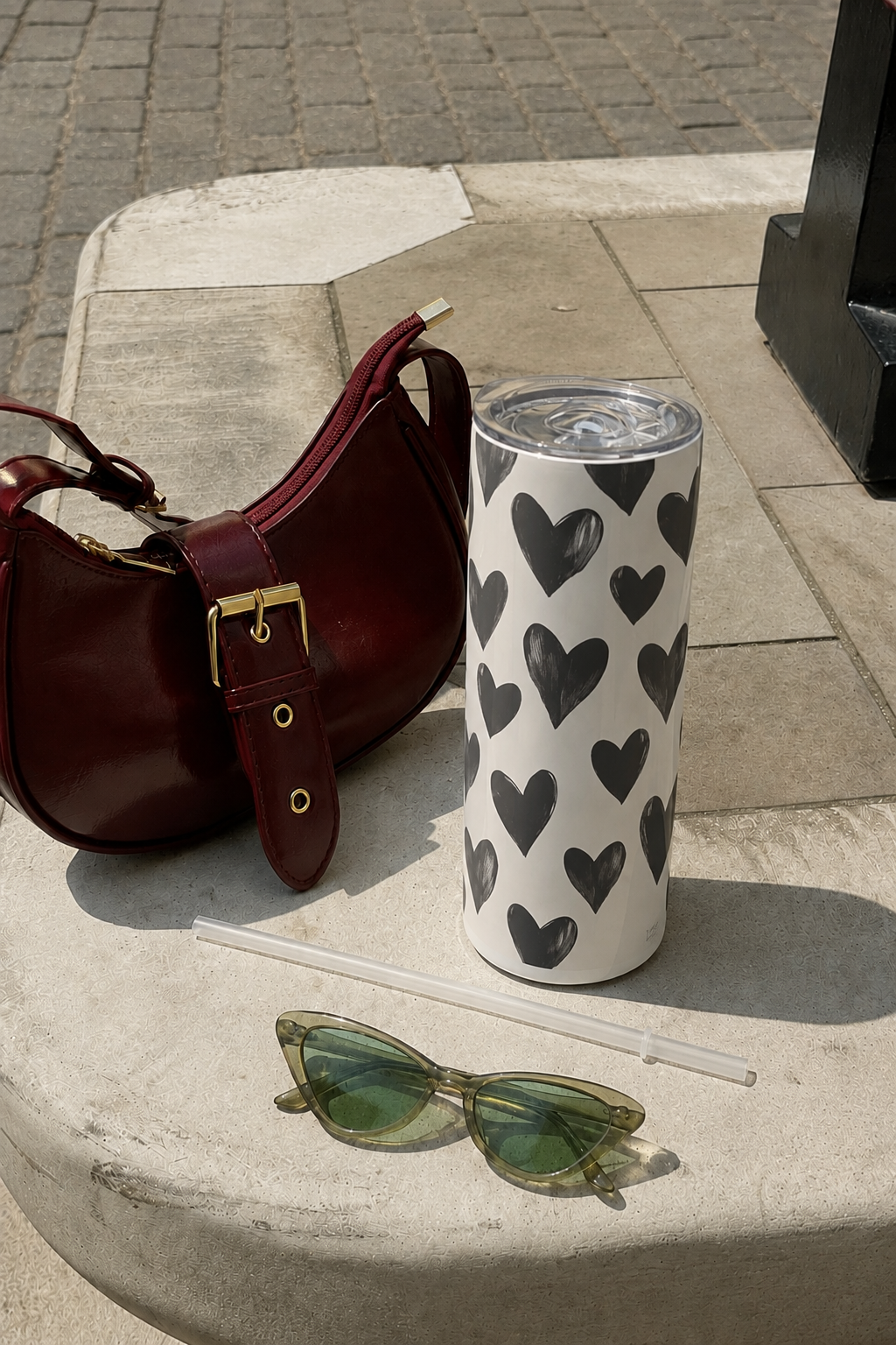 Colossal Tumbler 700ML with Straw | Bouji Black Hearts Print |Double Walled Insulated Tumbler 7-8 hrs 1219 Avenue