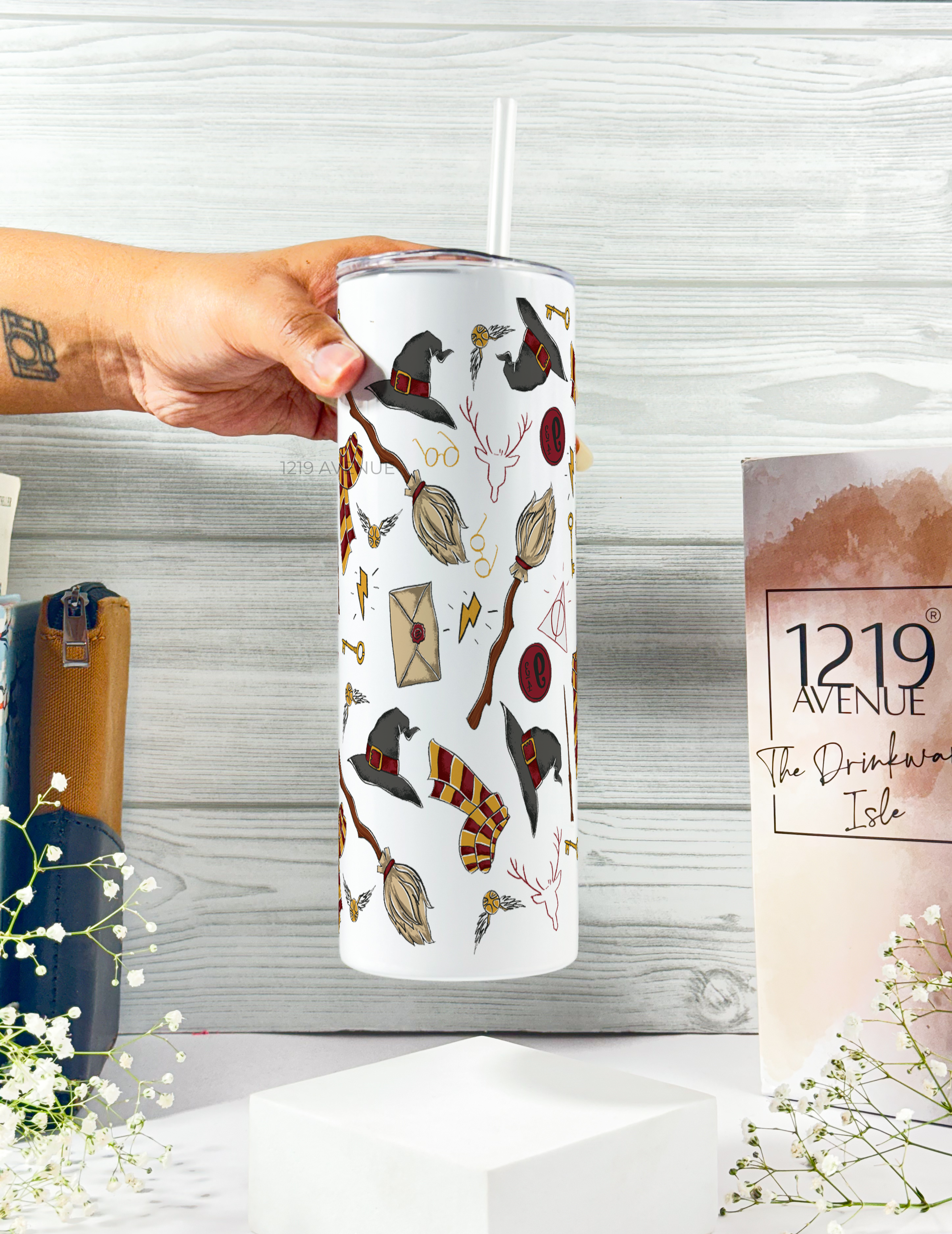 Colossal Tumbler 700ml with Straw | Cute H.P All Over Print| Double Walled Insulated Tumbler 7-8 hrs 1219 Avenue India