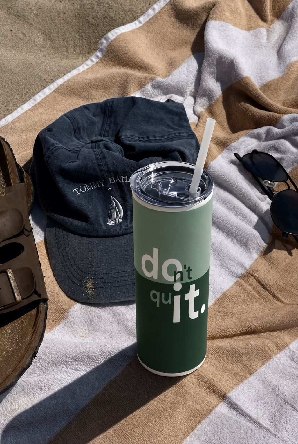 Colossal Tumbler 700ML with Straw | Don't Quit Print | Double Walled Insulated Hot & Cold Tumbler 7–8 Hours 1219 Avenue