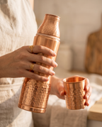 DuoSip Copper Bottle 850ml | 99% Pure Copper Water Bottle with Built-in Copper Glass | 1 Litre Leakproof | Ayurvedic Water Bottle for Daily Hydration | Handcrafted Hammered Finish 1219 Avenue