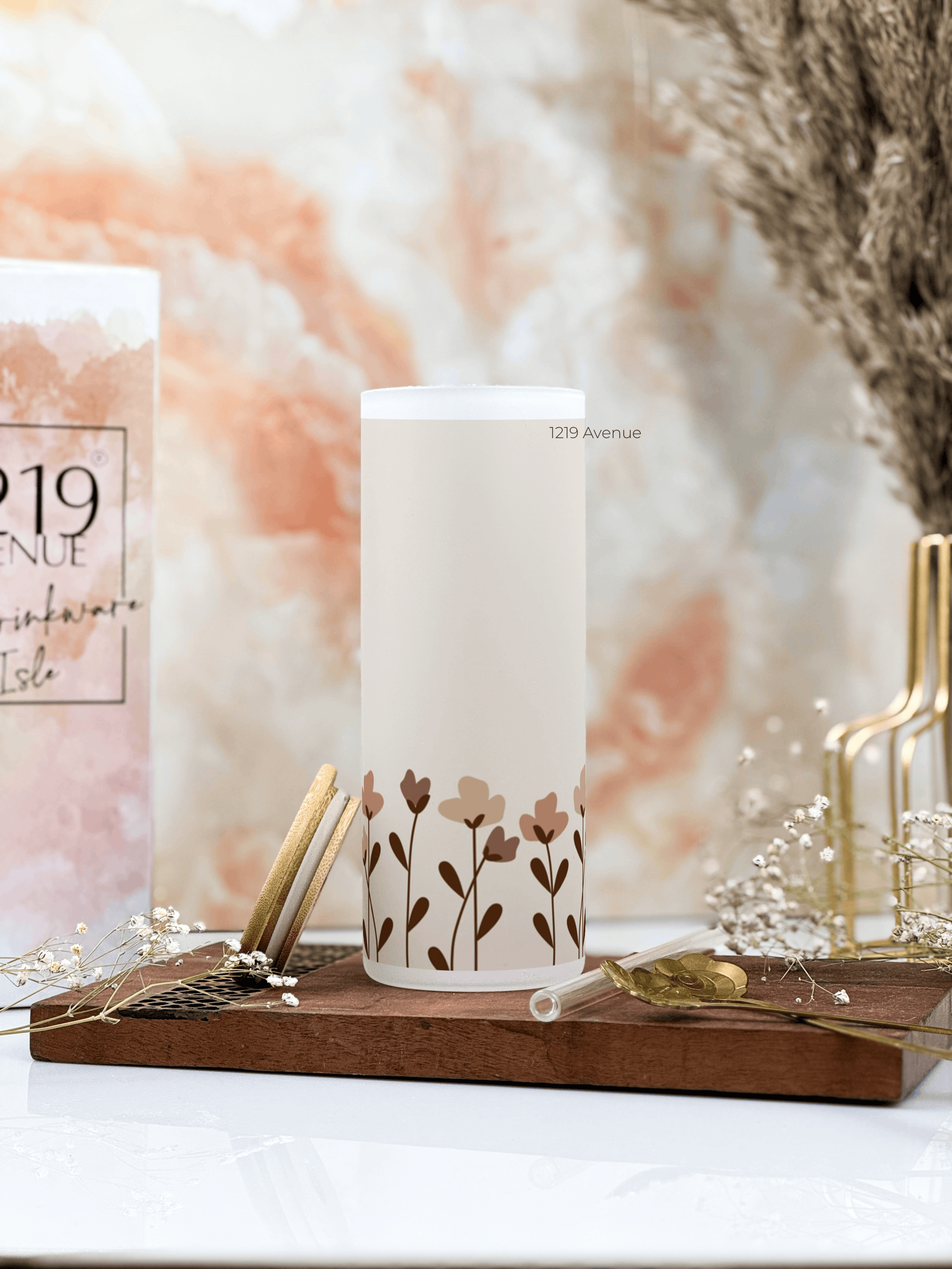 Frosted Grande Sipper 650ml| Flower Valley Print| 20oz Tall Tumbler with Straw and Lid 1219 Avenue