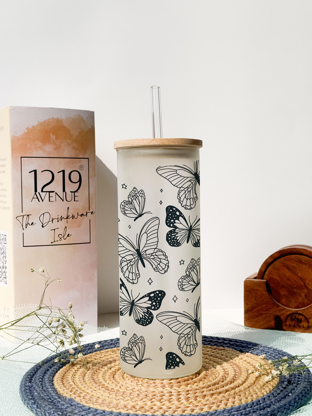 Frosted Grande Sipper 650ml| Papillon Flutter Print| 20oz Tall Tumbler with Straw and Lid 1219 Avenue India