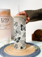 Frosted Grande Sipper 650ml| Papillon Flutter Print| 20oz Tall Tumbler with Straw and Lid 1219 Avenue India