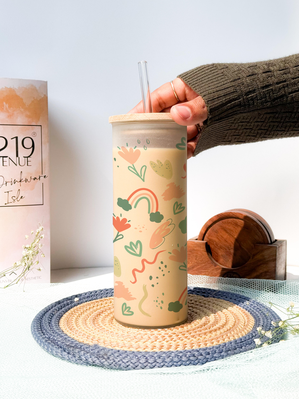 Frosted Grande Sipper 650ml| Rainbow Whirl Print| 20oz Tall Tumbler with Straw and Lid 1219 Avenue India