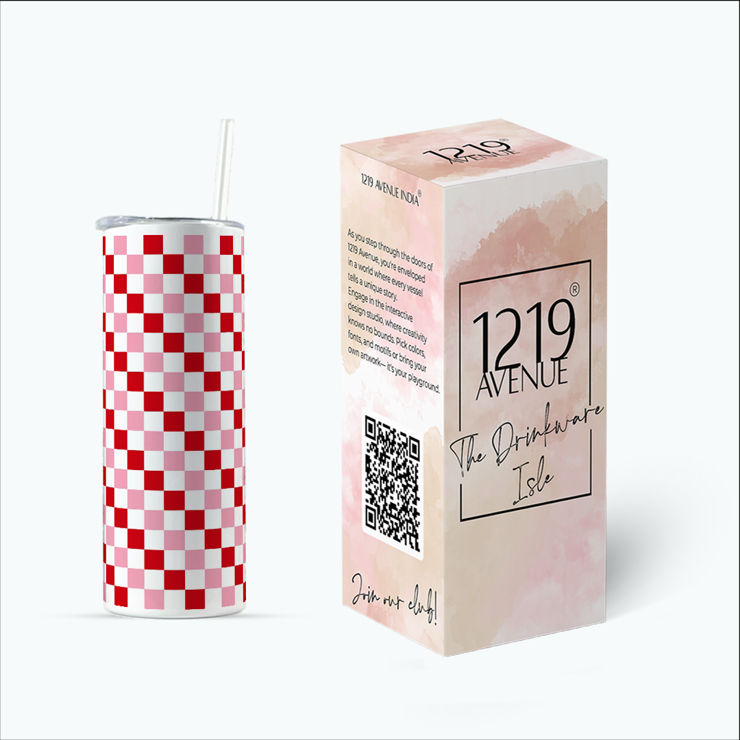 Colossal Tumbler 700ML with Silicon Straw| Double Checks Print |Double Walled Insulated Tumbler 7-8 hrs
