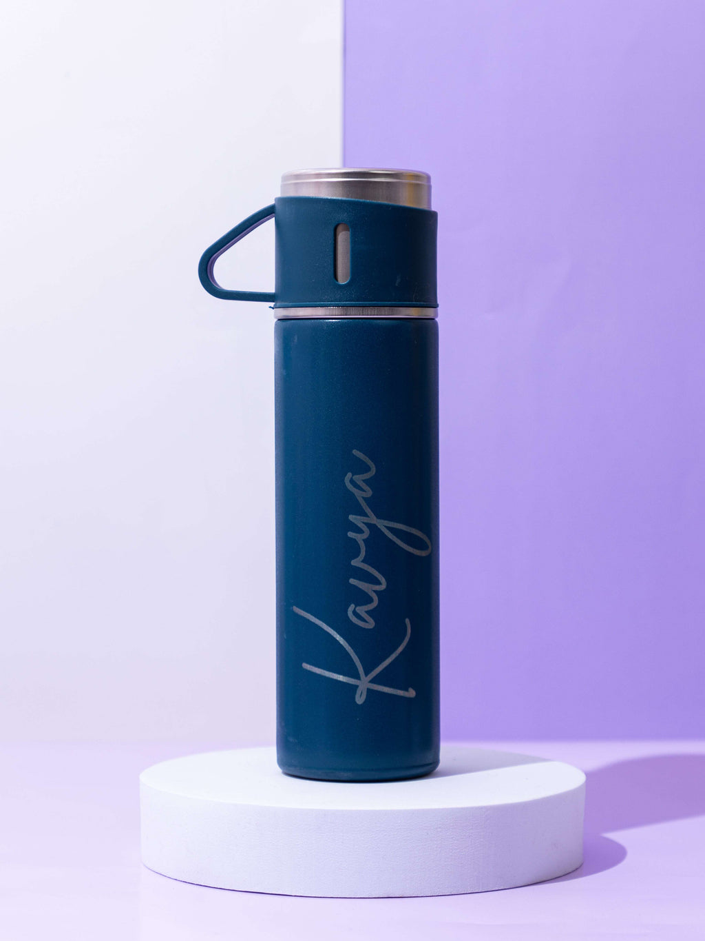 Personalized Insulated Vacuum Flask with 3 cups 1219 Avenue India