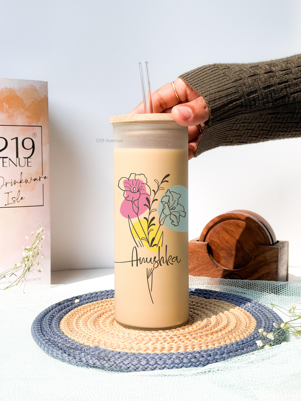 Personalized Frosted Grande Sipper 650 ml |Floral Ways | Coffee Glass Tumbler with straw and lid 22oz