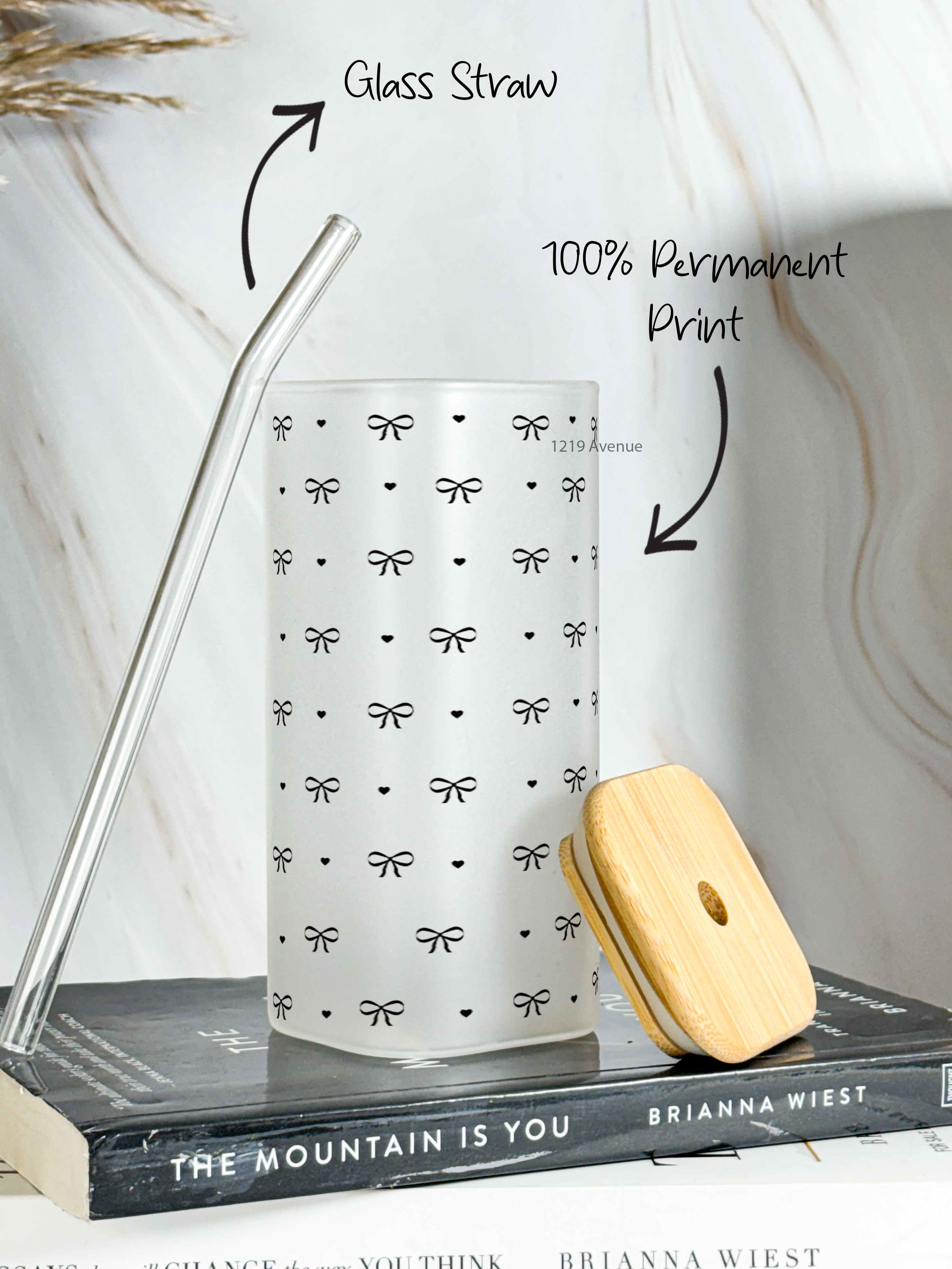 Squaro Sipper 450ml| Bows Design| Permanent Prints| Coffee Glass Tumbler with straw and lid 1219 Avenue
