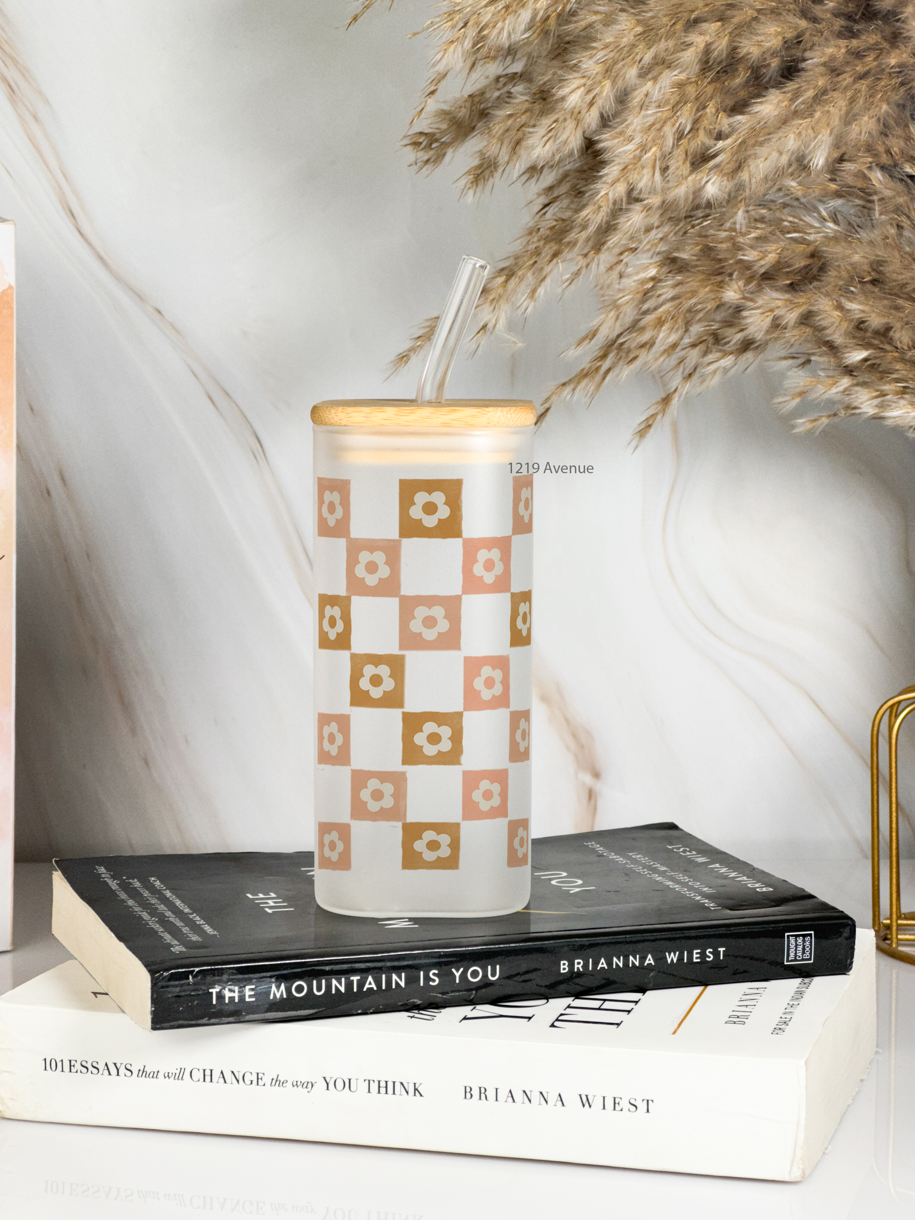 Squaro Sipper 450ml| Sage Daisy Dreamer Design| Permanent Prints| Coffee Glass Tumbler with straw and lid 1219 Avenue