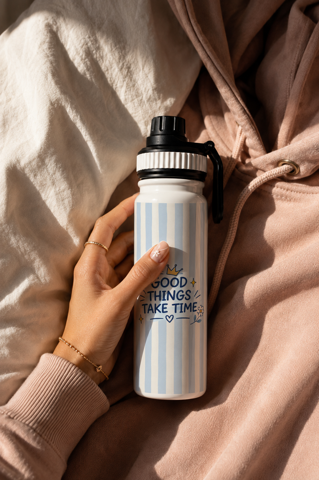 TANK-Sip™ Insulated Water Bottle | 950ml / 32oz | Double-Walled | Slow Bloom Blue 1219 Avenue