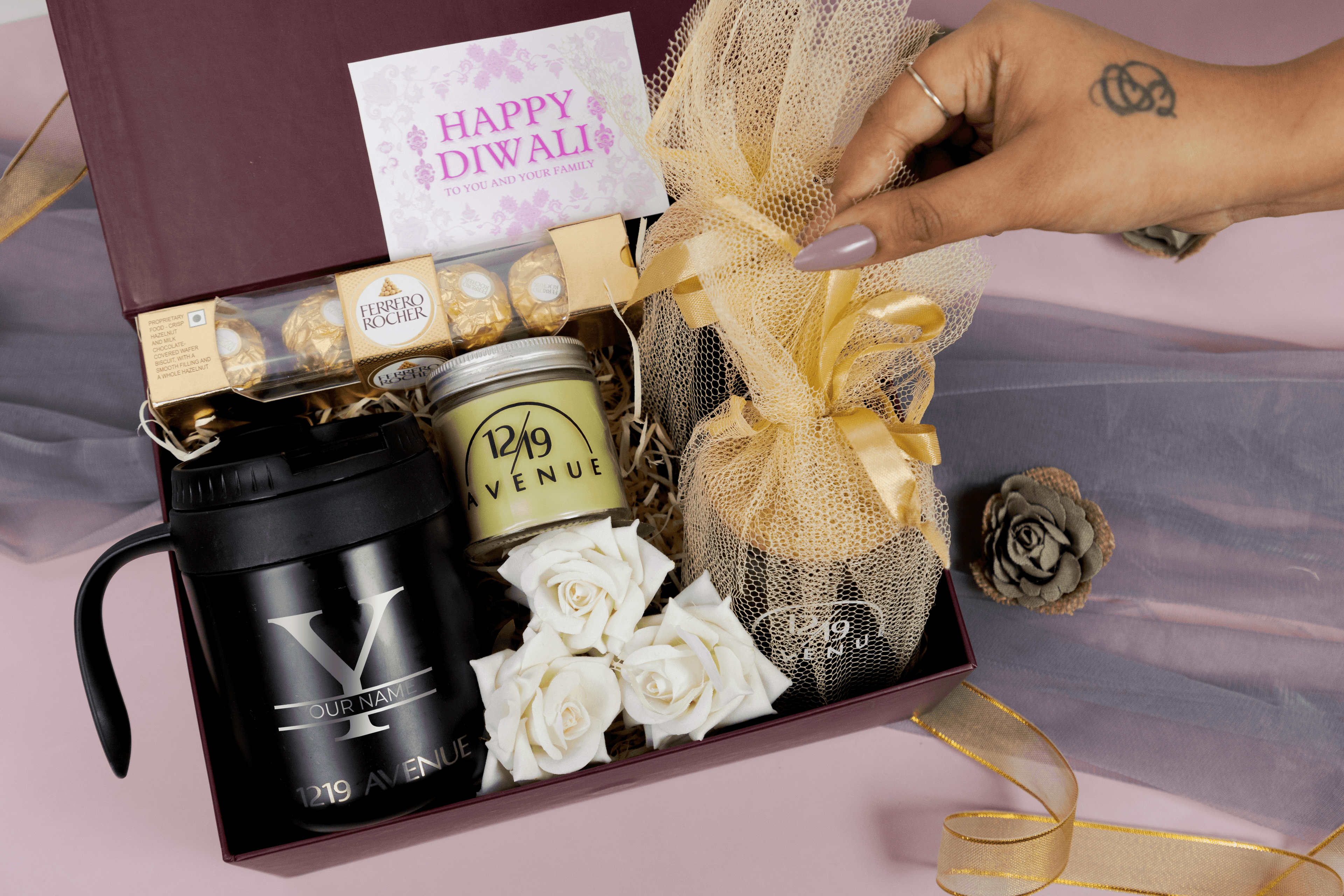 The Golden Glow Gourmet Personalized Gifting Hamper 1219 Avenue India