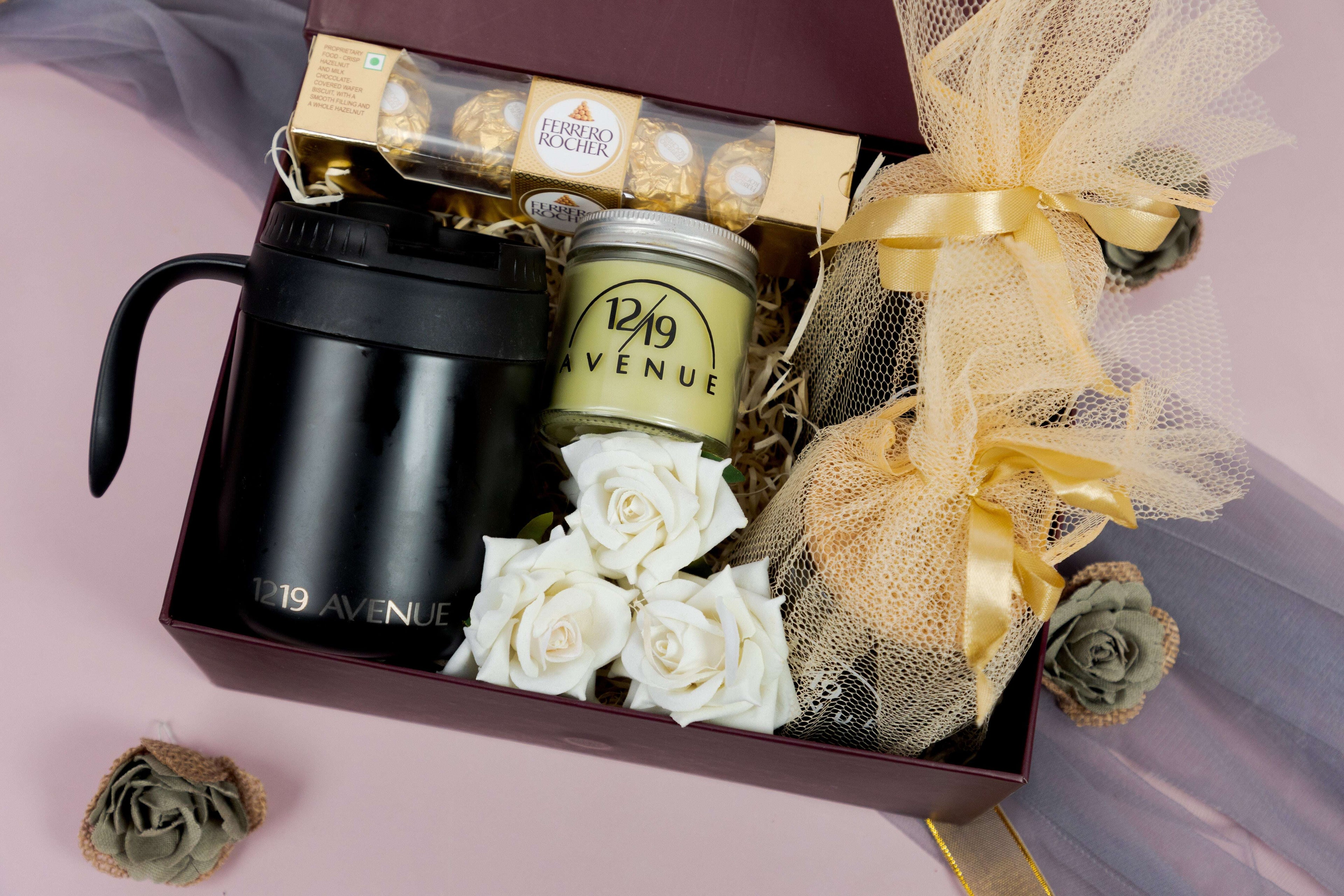 The Golden Glow Gourmet Personalized Gifting Hamper 1219 Avenue India