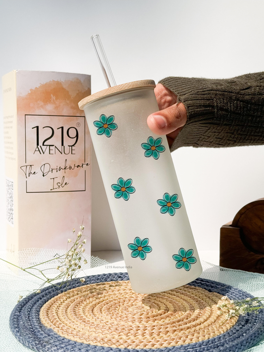 Frosted Grande Sipper 650ml| Blue Daisies Print| 20oz Tall Tumbler with straw and lid