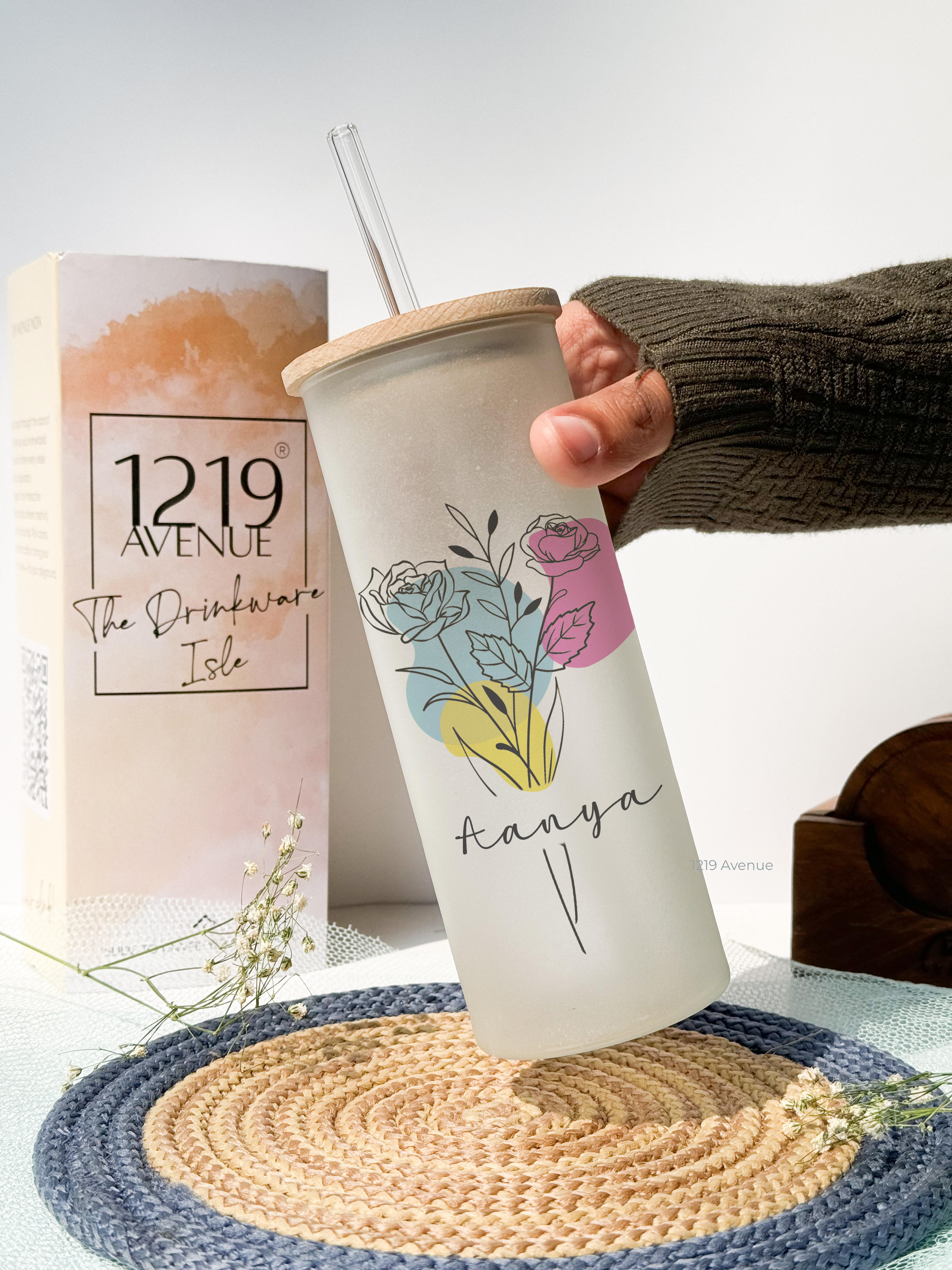 Personalized Frosted Grande Sipper 650 ml |Floral Ways | Coffee Glass Tumbler with straw and lid 22oz